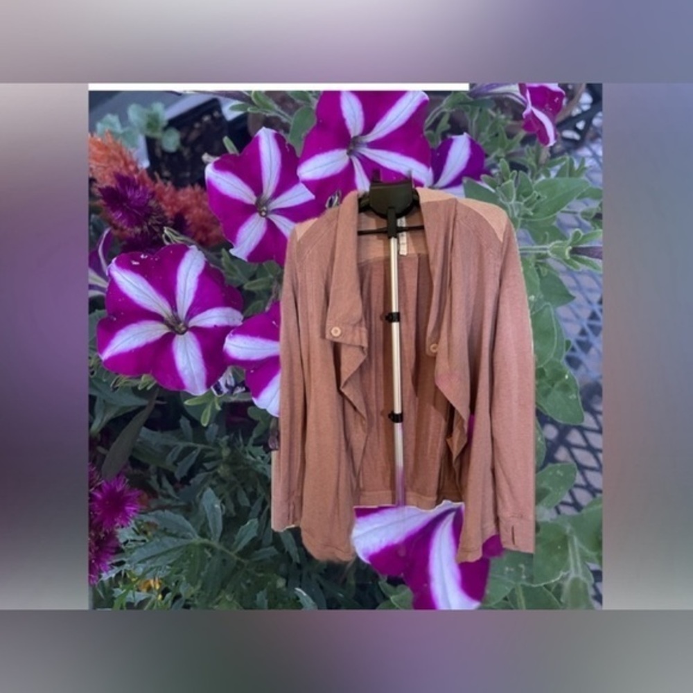 Lululemon Womens sz 8 Wrap Ribbed Open Front Cardigan Rose Pink Button Neck